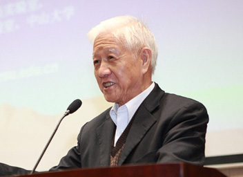 计亮年